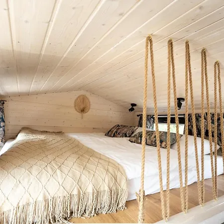 Staymoovers - Tinyhouse Zator Exterior foto