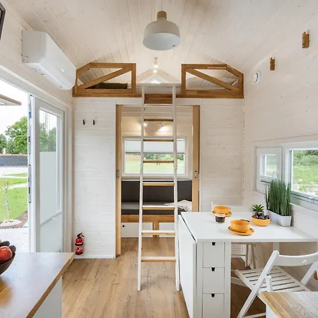 Staymoovers - Tinyhouse Zator Exterior foto