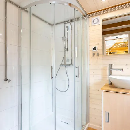 Staymoovers - Tinyhouse Zator Exterior foto
